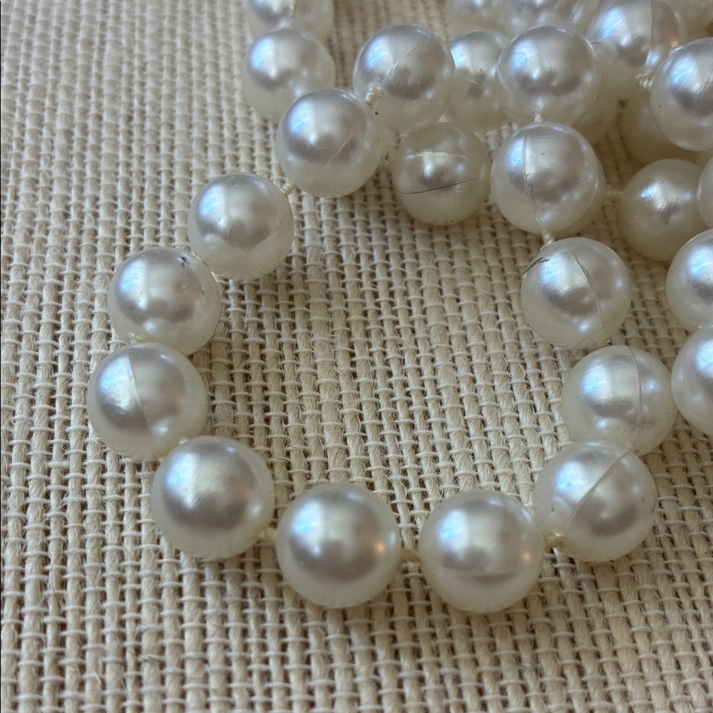 Vintage faux Pearl 80” approximate Necklace - Picture 2 of 10